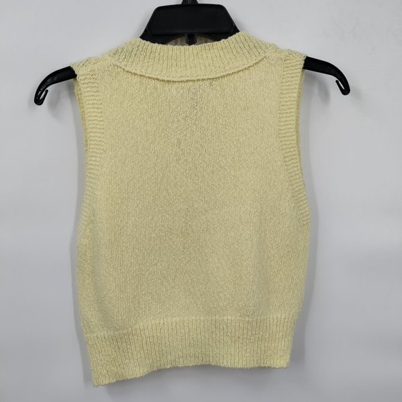 Forever 21 Cable Knit Sweater Vest Yellow, Medium - Picture 4 of 8